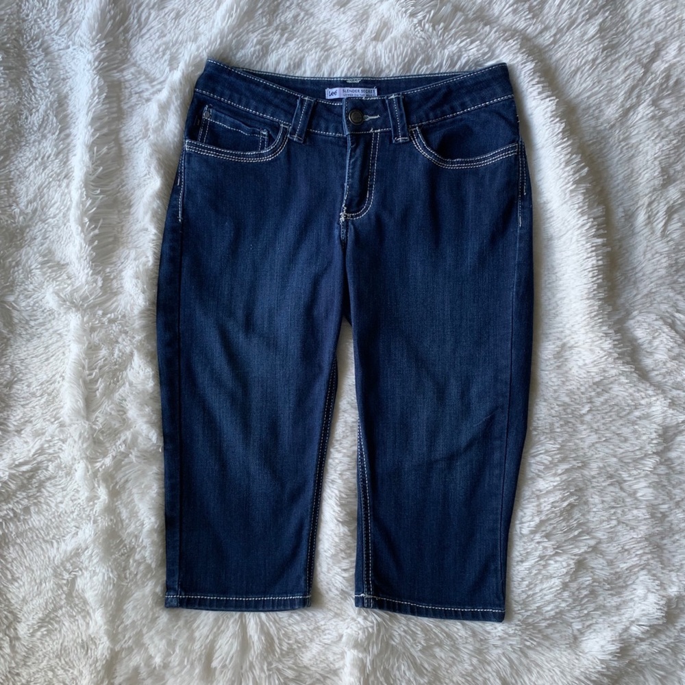Lee brand jean capris
